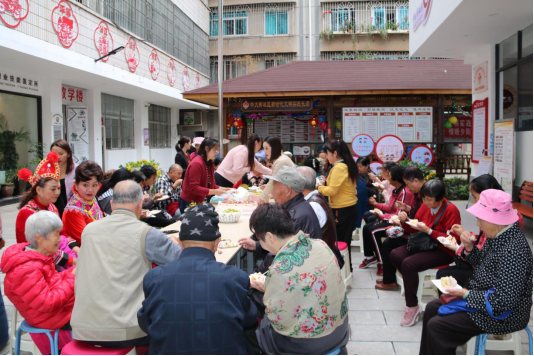 楚雄市鹿城鎮(zhèn)：老舊小區(qū)換“新裝” 城市文明再升級